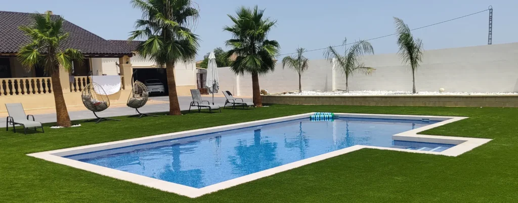 césped artificial para piscinas, pavimentado sintético