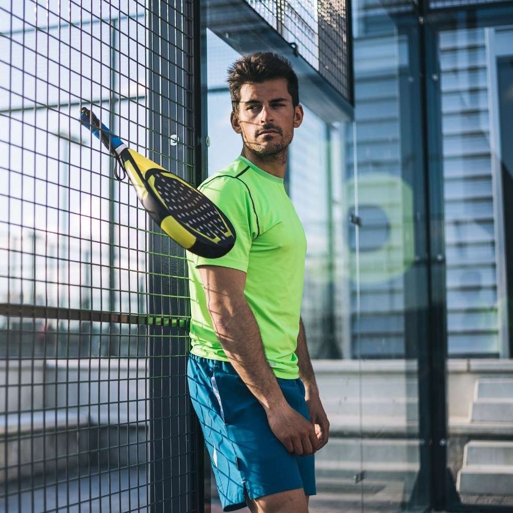 Mantenimiento y mejoras de pistas de padel, bastidores en Alicante